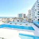 Vlezal Apartment Spa&Pool Beach Resort